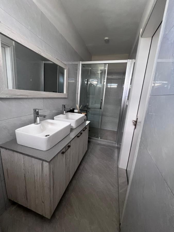 Top-Floor Modern 3Bd Penthouse With Beautiful Mountain View Terrace - 5 Min Walk To Beach Flic-en-Flacq Exterior foto