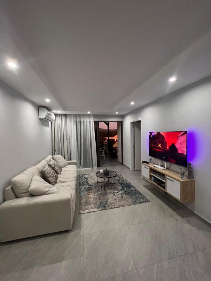 Top-Floor Modern 3Bd Penthouse With Beautiful Mountain View Terrace - 5 Min Walk To Beach Flic-en-Flacq Exterior foto